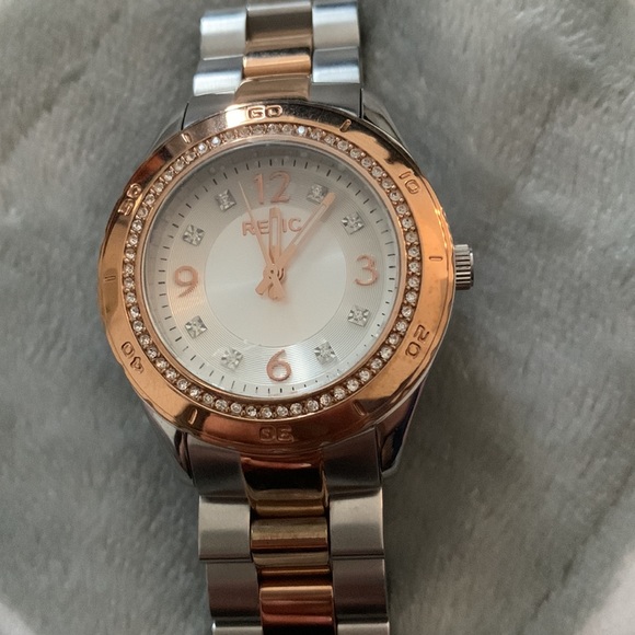 Silver and Gold Relic/Fossil Watch - Picture 2 of 2